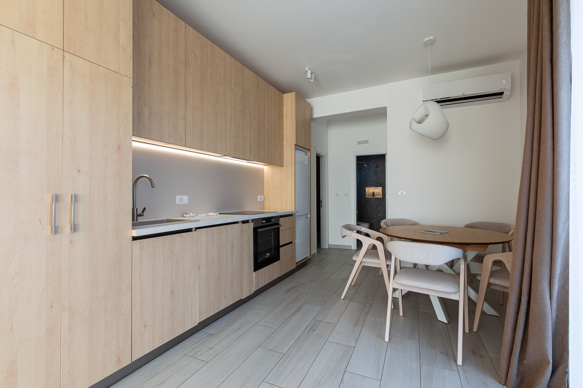 Image of Hotel - 10 Bedrooms - 2 Bathrooms for Sale in Budva-Budva-Montenegro, Image 30